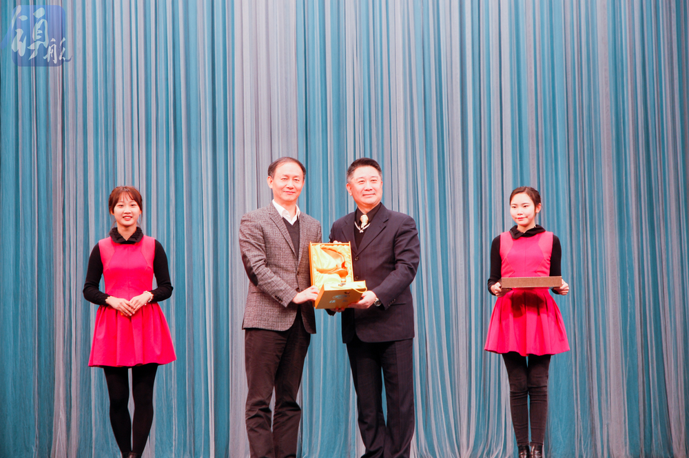 国家京剧院来校演出《四郎探母》