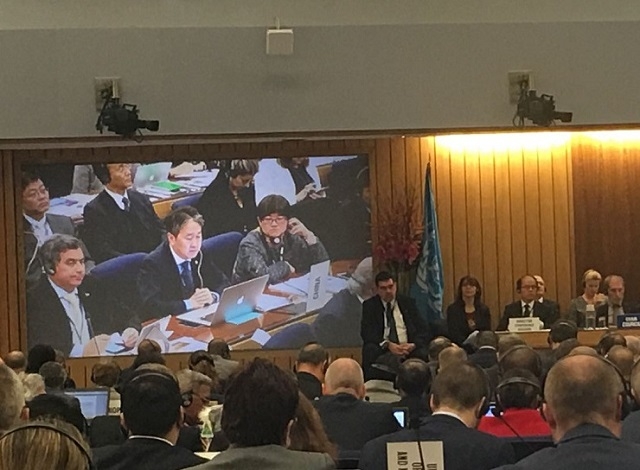 交通运输部国际合作司副司长张晓杰代表中国在竞选A类理事国时进行陈述