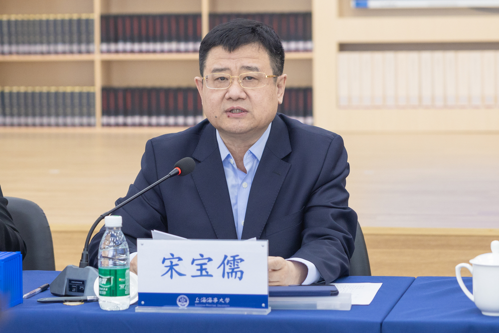 学校第一期“嘉震”青年学生研修班开班