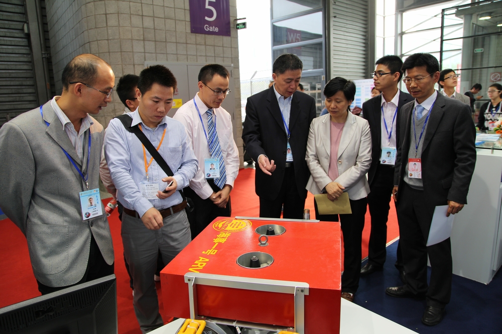 上海海事大学科技成果亮相第15届中国国际工业博览会