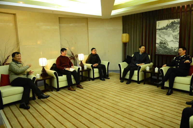 校领导一行拜访上海海事局