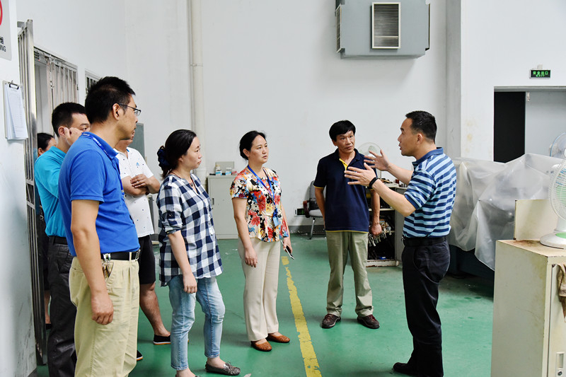 我校开展暑假前校园安全大检查