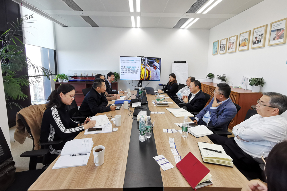  与卫狮集团中国区董事总经理邹俊善座谈