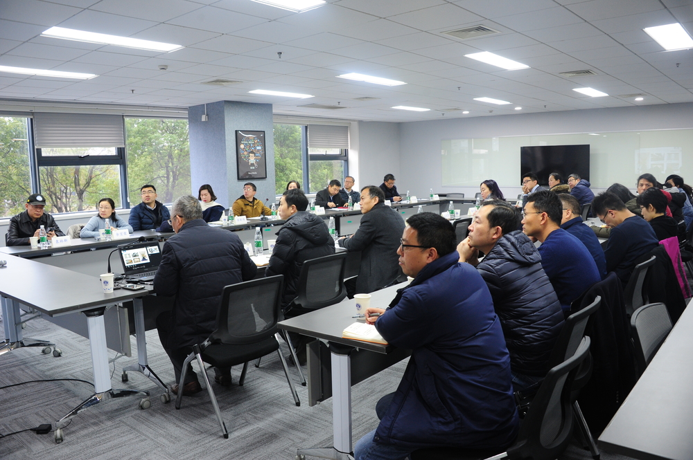 上海海事大学召开第七届图书馆工作委员会年会暨2020年文献资源建设方案评审会