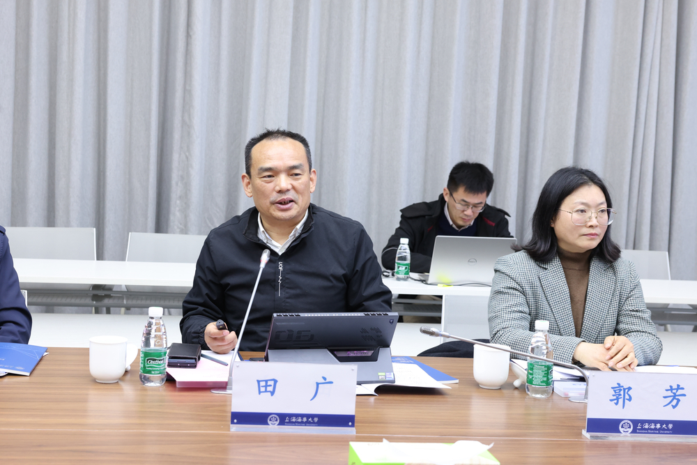 田广总工程师交流科研领域和成果