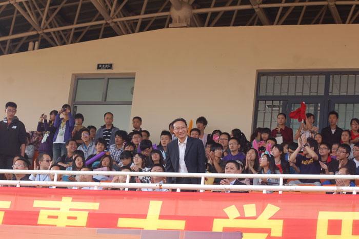 2012年上海海事大学运动会顺利举行