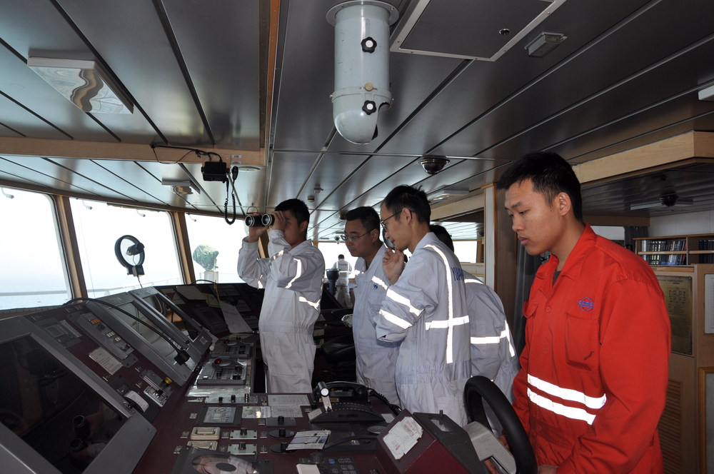 驾驶台跟班践习