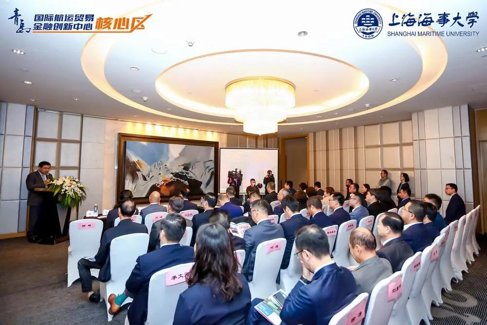 青岛研究院院务委员会成立暨研究生企业导师聘任仪式