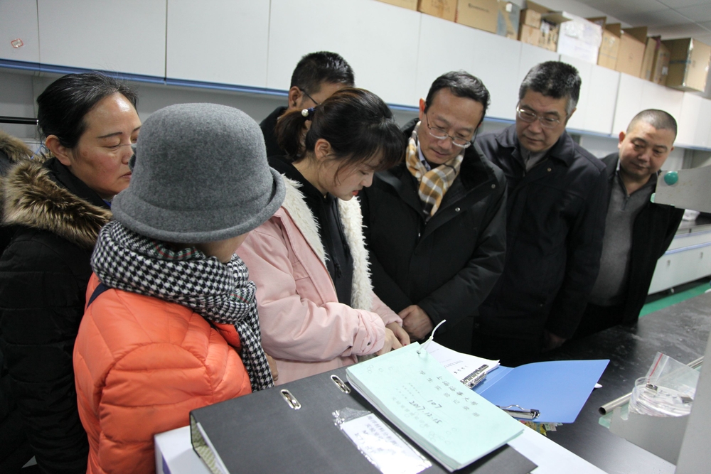 黄有方校长带队开展校园安全大检查