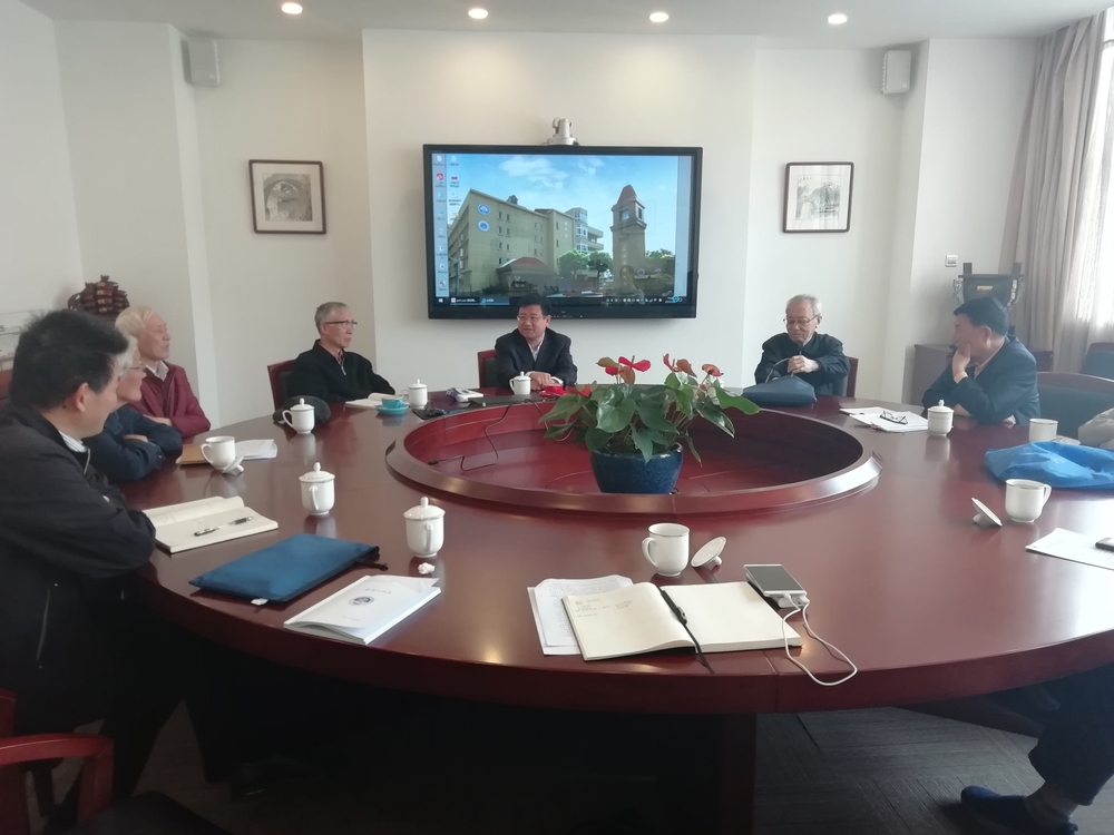 宋宝儒书记与老干部座谈