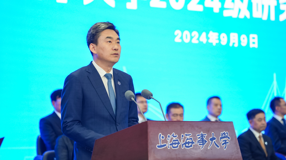 初北平发表演讲