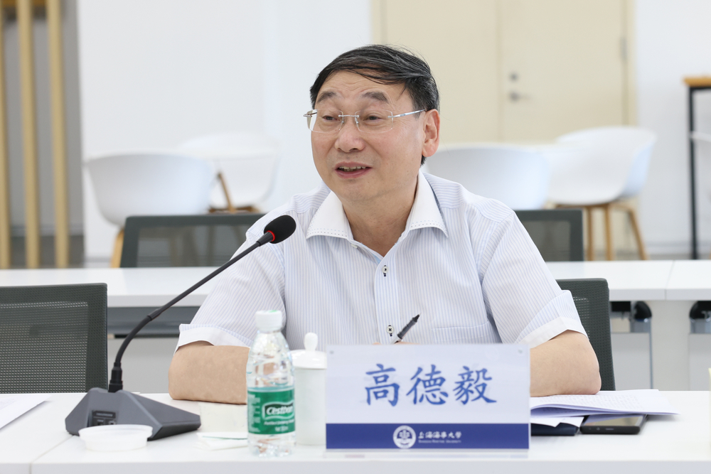 上海市教育系统关工委来校调研