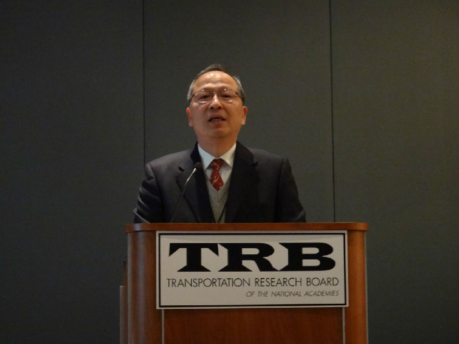 於世成书记率团出席美国交通委员会年会专题会议