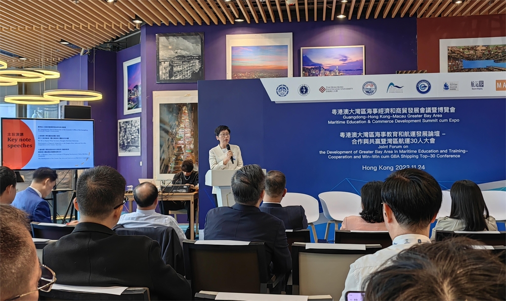 校党委副书记贺莉率团访问中国香港、新加坡、马来西亚