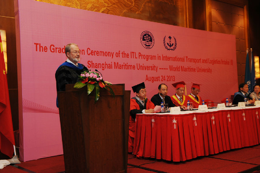 我校第八届“国际运输与物流”硕士项目学生毕业典礼顺利举行