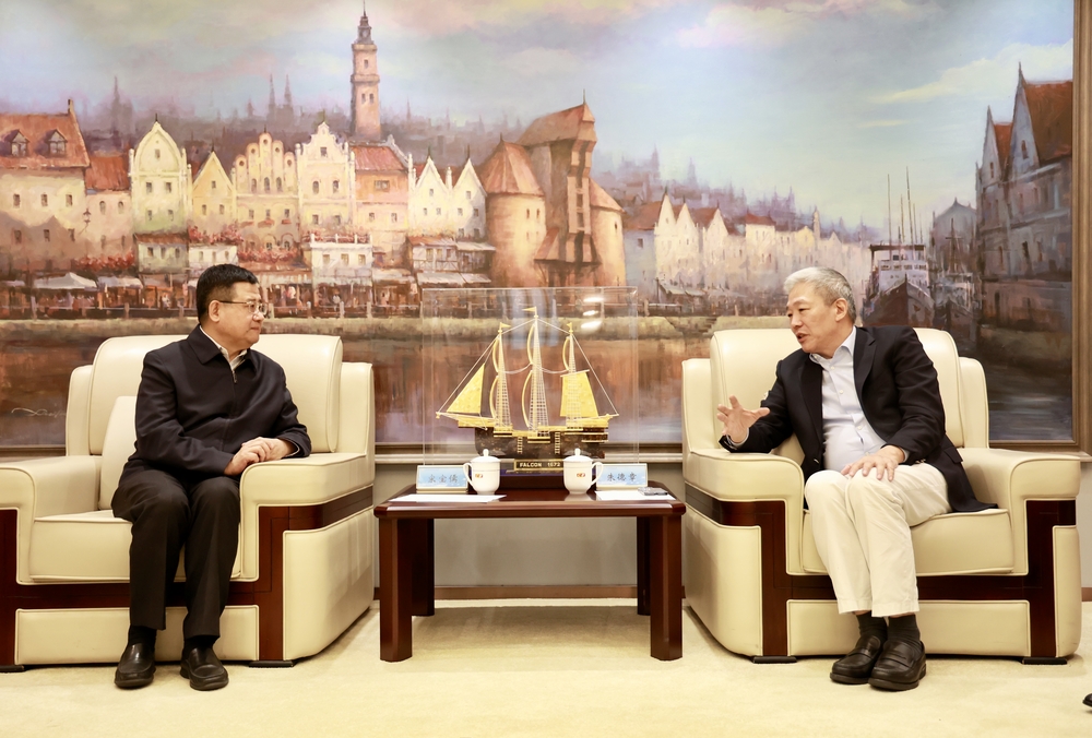 宋宝儒书记与朱德章总经理会谈