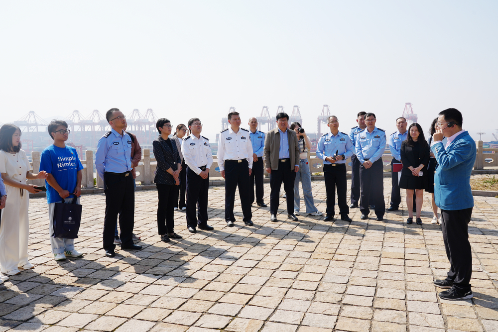 开展“大思政课”现场教学