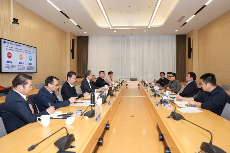 上海工程技术大学校长娄永琪一行来校访问