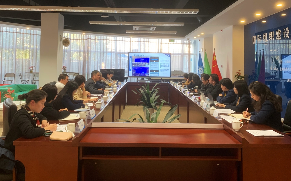 各高校交流发言