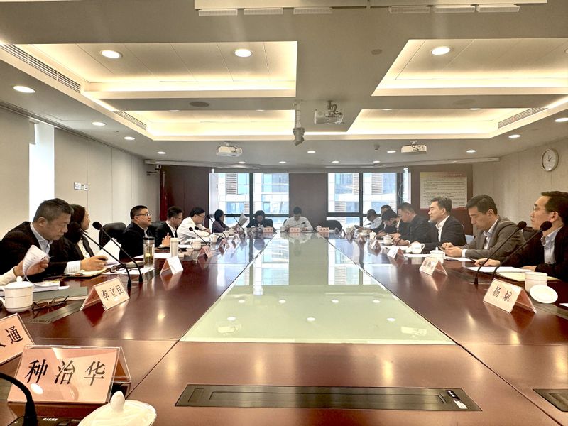 初北平校长一行拜访上海市交通委员会