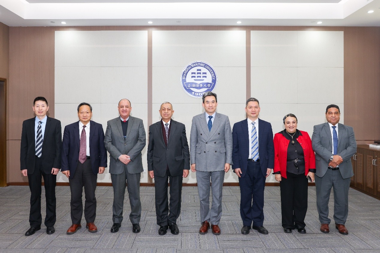 阿拉伯科学技术与海运学院代表团访问学校
