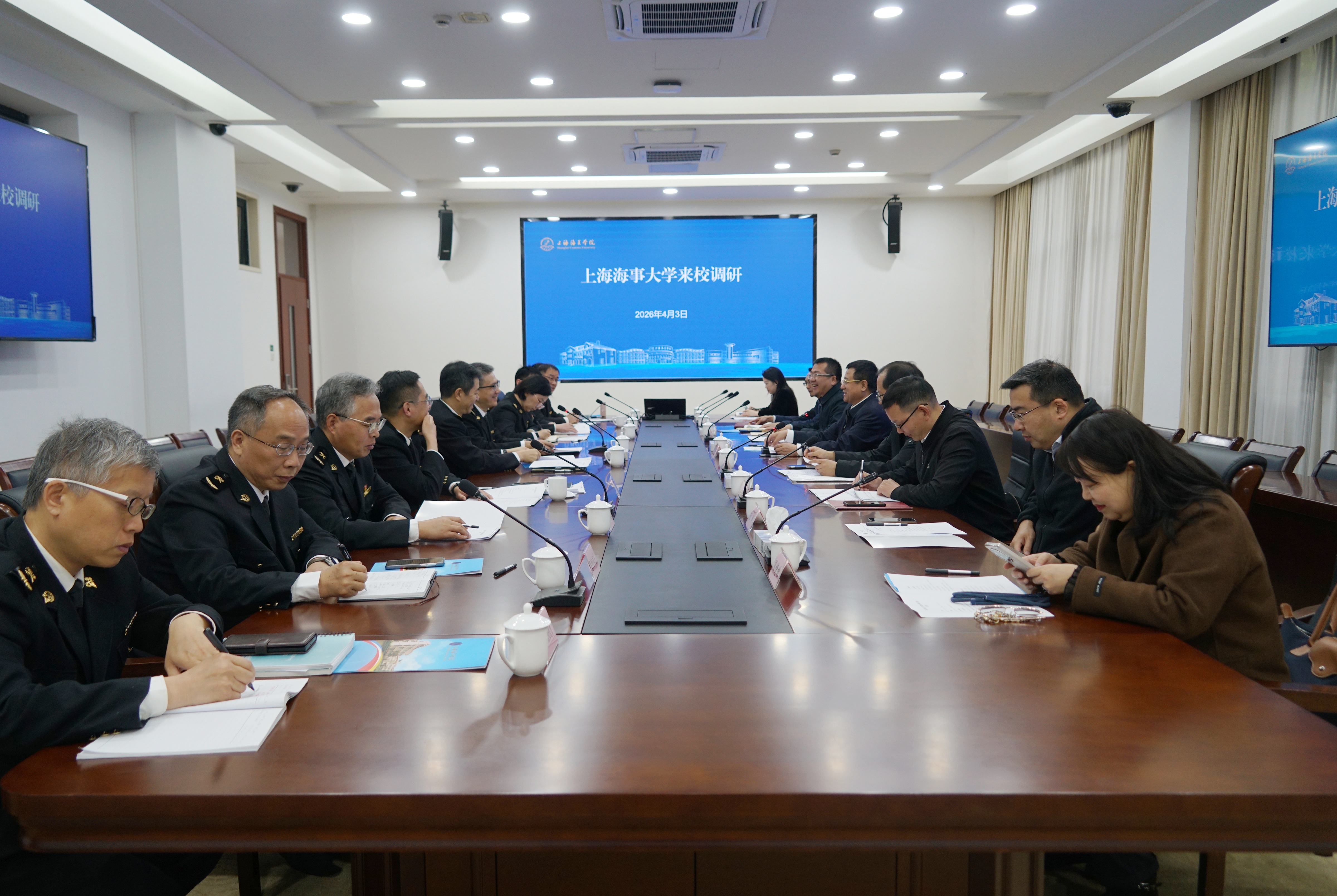 宋宝儒书记一行走访上海海关学院