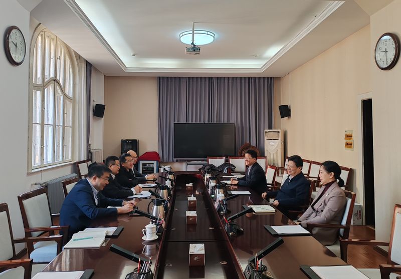 校党委书记宋宝儒一行赴青岛走访调研