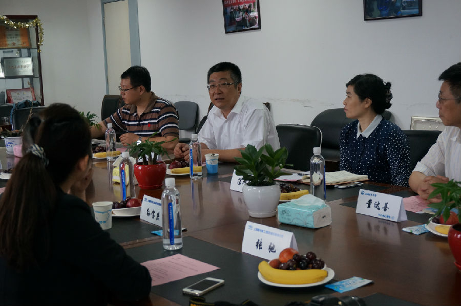 “海事振华中心支部助学金”签约仪式举行