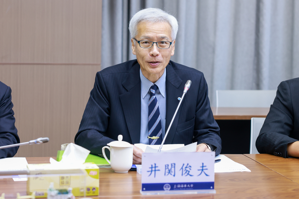 井関俊夫校长致辞