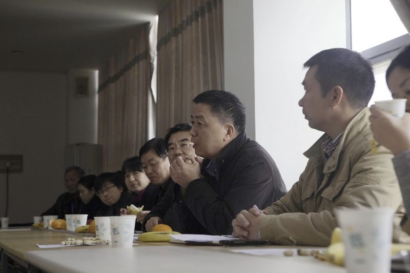 我校召开“欢迎退伍学生座谈会”