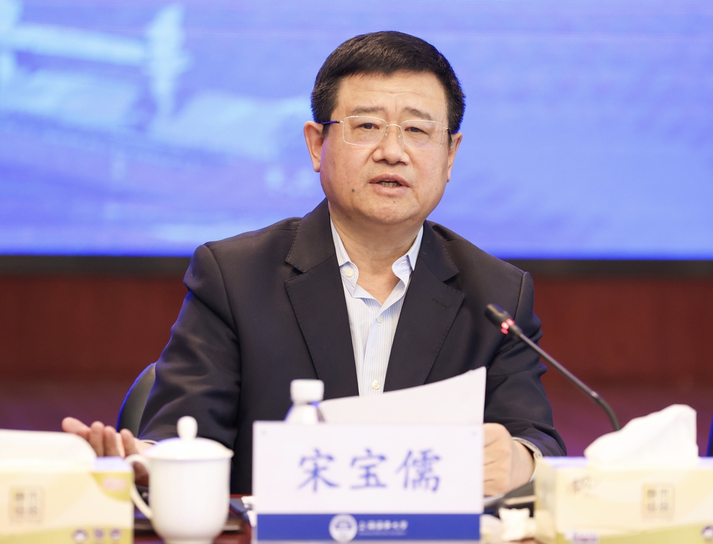 学校召开人才工作推进会议