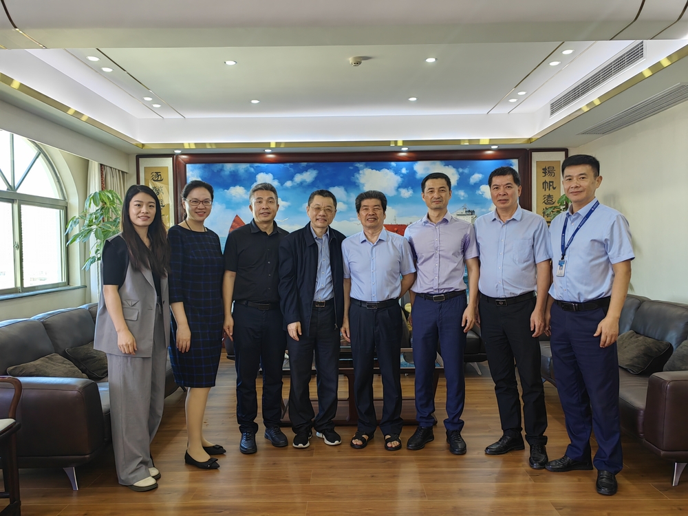 走访调研校友企业