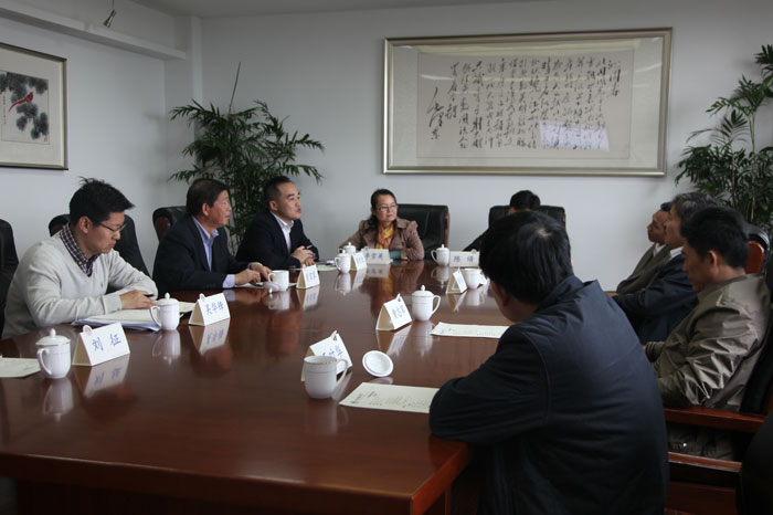 广东海事局陈毕伍党组书记一行来上海海事大学调研