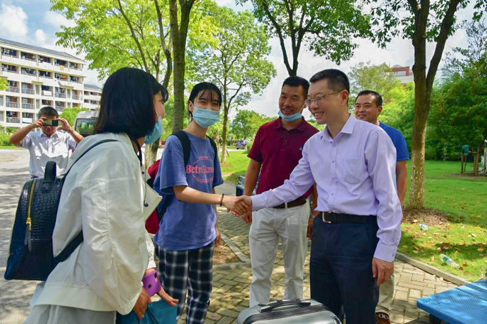 上海海事大学2020年秋季学期首批学生返校