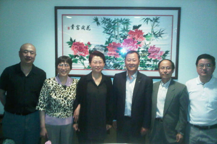 门妍萍副书记访问中远美洲公司