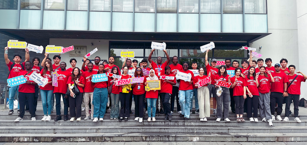 2024级与会国际生新生合影