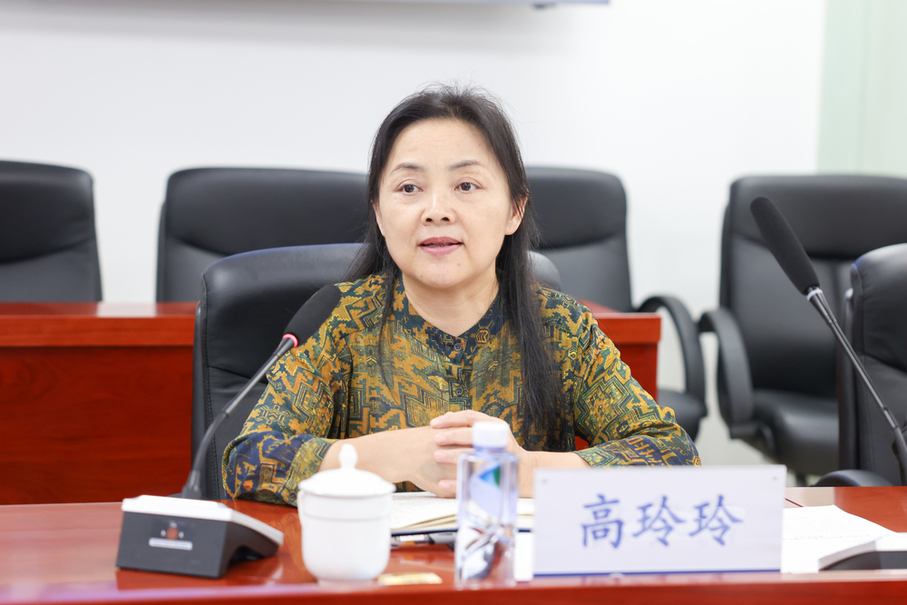 上海浦东新区航运发展促进中心主任高玲玲讲话