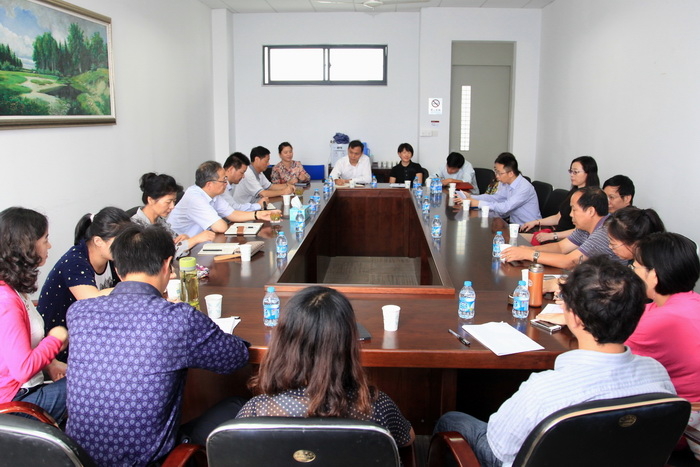 校领导班子成员深入基层开展调研听取意见