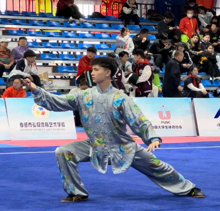 图二 国航226姚光耀参加比赛现场