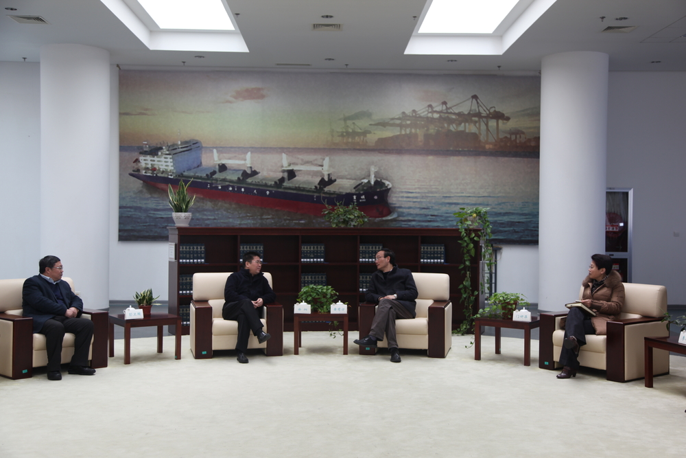 上海市新闻出版局局长徐炯一行5人来我校调研指导