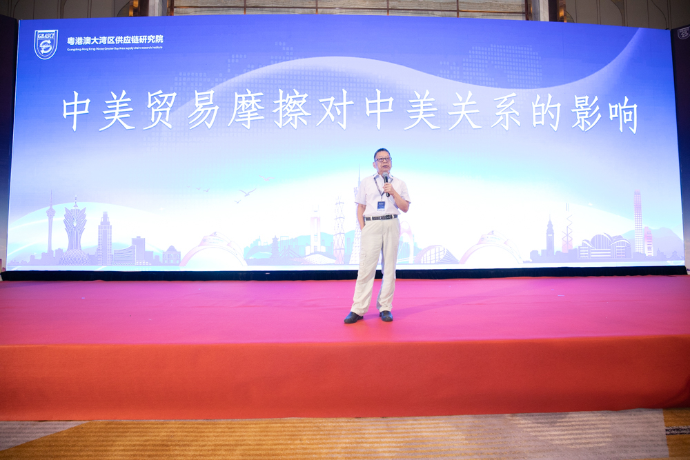 香港凤凰卫视时事评论员石齐平作主题分享