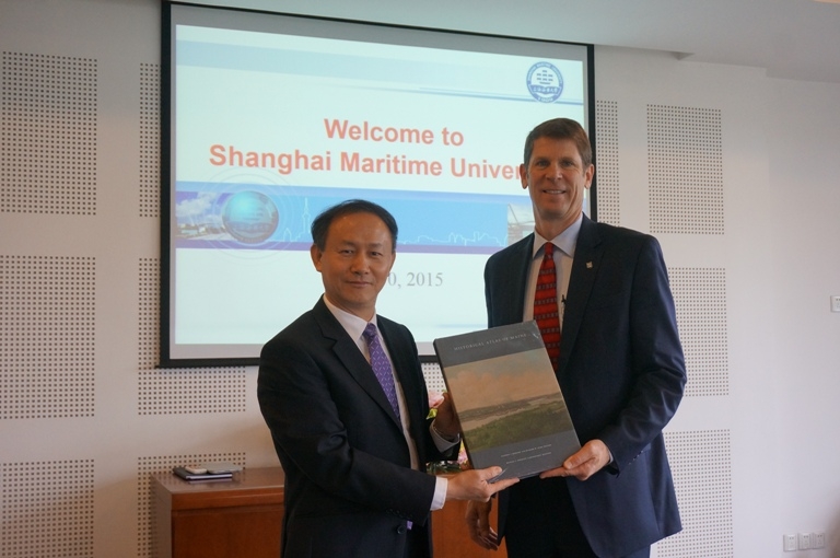 缅因大学执行副校长Jeffrey E. Hecker一行来访