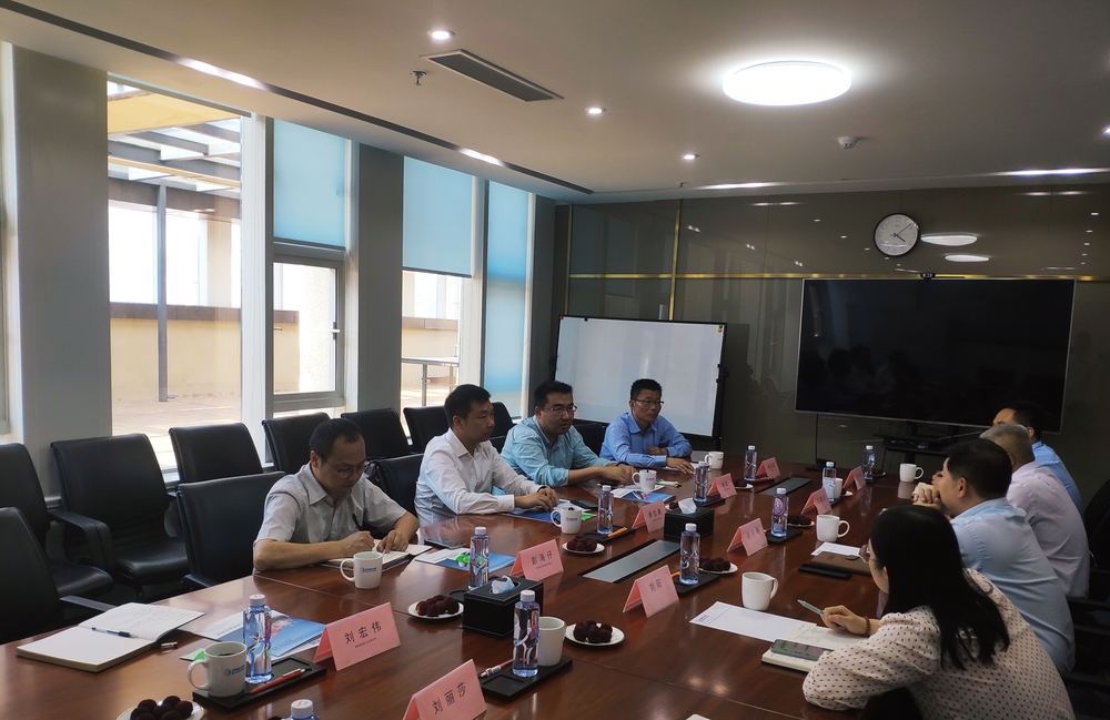 校党委副书记、副校长李志鹏一行走访东弘国际海事服务集团