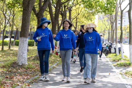 第六届教工徒步活动