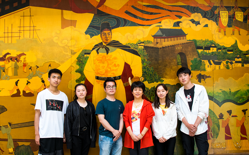 实践队参观郑和公园