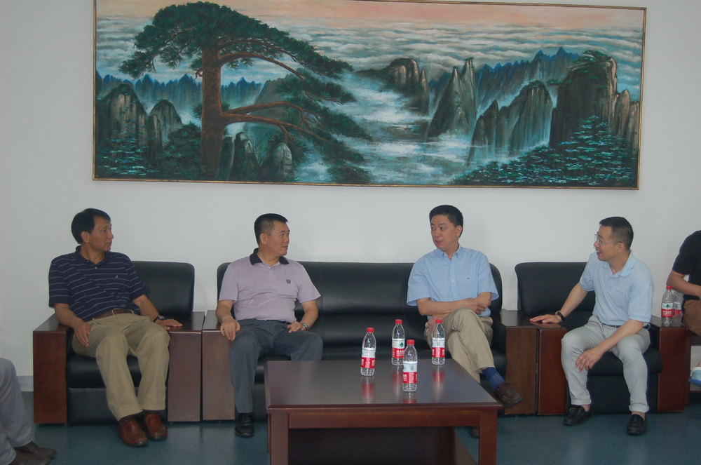 国家体育总局游泳运动管理中心主任王路生一行来访