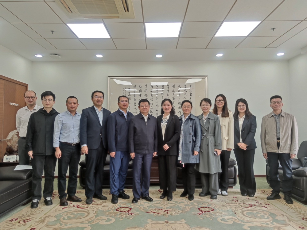 学校成功举办青岛企业专场招聘会