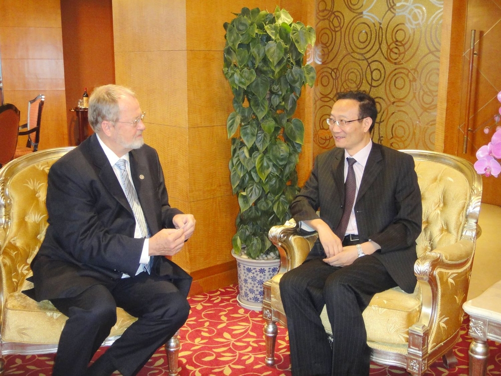 世界海事大学校长Bjorn Kjerfve教授来校访问