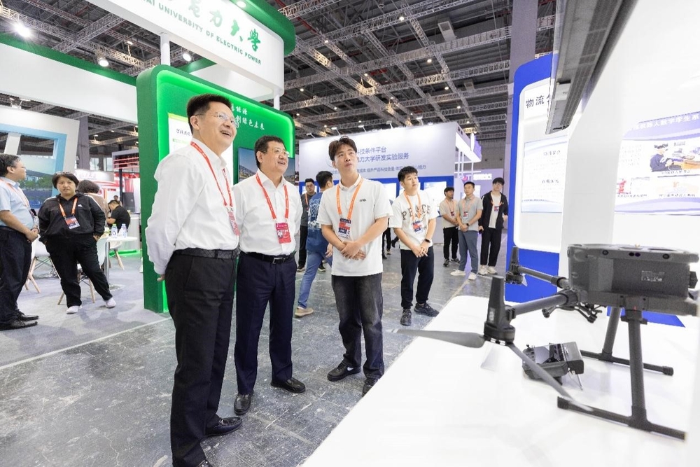 学校10项科技创新成果亮相第24届工博会