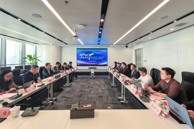 初北平校长带队走访上海库帕思科技有限公司